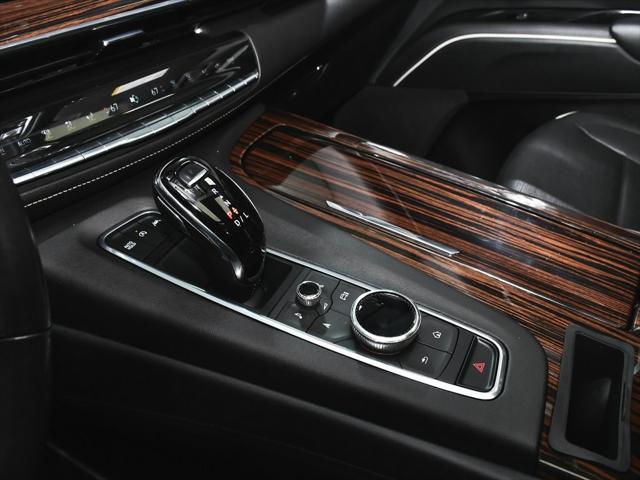 Photo of 2022 Galactic Gray Metallic Cadillac Escalade