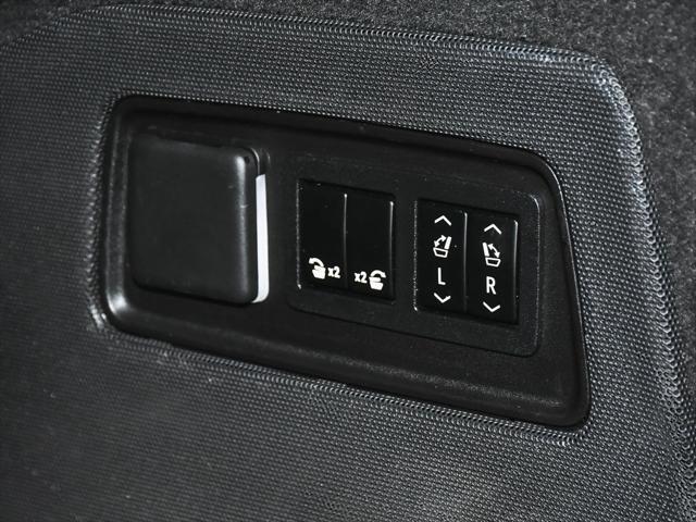 Photo of 2022 Galactic Gray Metallic Cadillac Escalade