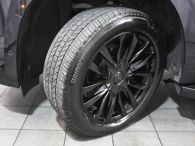 Photo of 2022 Galactic Gray Metallic Cadillac Escalade