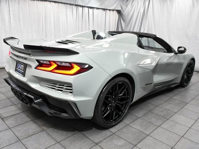 Photo of 2024 Cacti Green Chevrolet Corvette