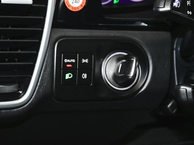 Photo of 2022 Black Porsche Cayenne