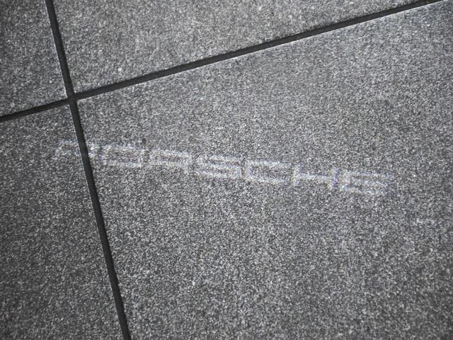 Photo of 2022 Black Porsche Cayenne