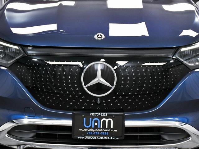Photo of 2023 Twilight Blue Metallic Mercedes-Benz EQE 350