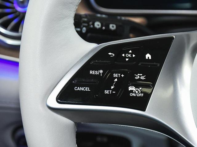 Photo of 2023 Twilight Blue Metallic Mercedes-Benz EQE 350