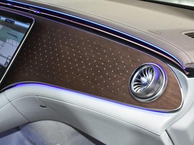 Photo of 2023 Twilight Blue Metallic Mercedes-Benz EQE 350