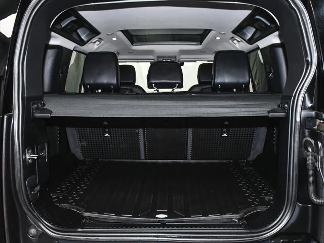 Photo of 2020 Brown Land Rover Defender