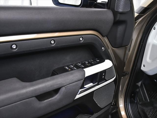 Photo of 2020 Brown Land Rover Defender