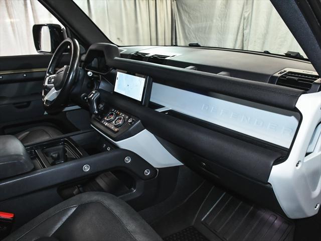 Photo of 2020 Brown Land Rover Defender