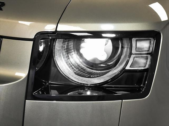 Photo of 2020 Brown Land Rover Defender
