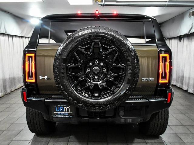 Photo of 2025 Deep Aurora Metallic (Dark Bronze) GMC HUMMER EV SUV