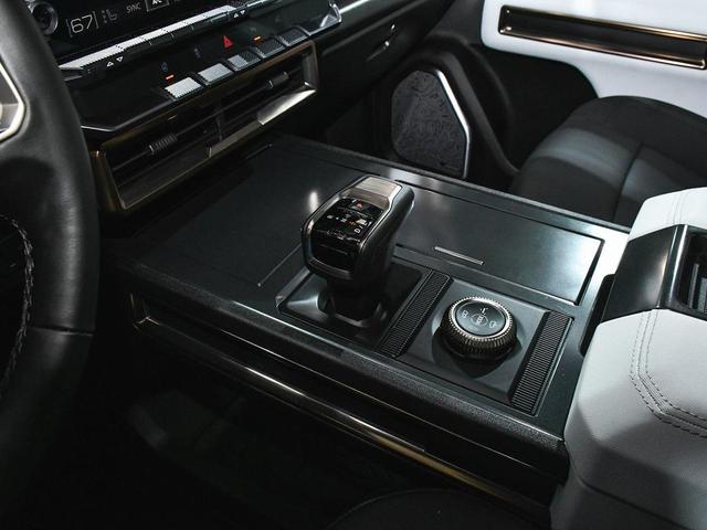 Photo of 2025 Deep Aurora Metallic (Dark Bronze) GMC HUMMER EV SUV