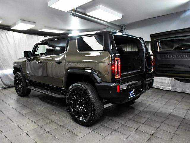 Photo of 2025 Deep Aurora Metallic (Dark Bronze) GMC HUMMER EV SUV
