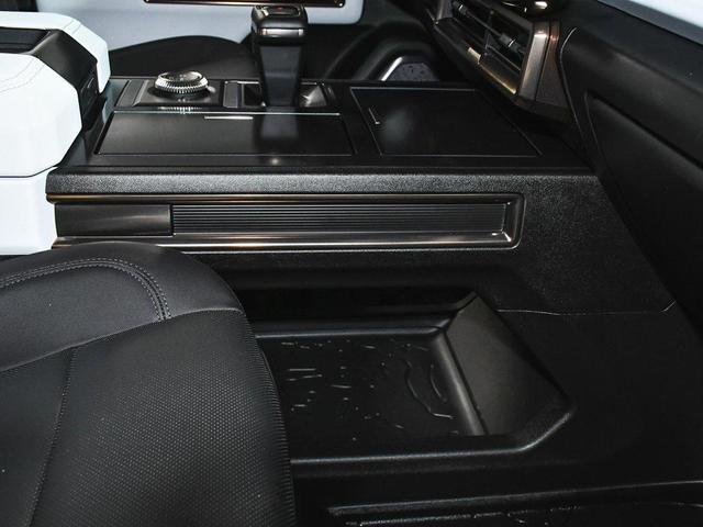 Photo of 2025 Deep Aurora Metallic (Dark Bronze) GMC HUMMER EV SUV