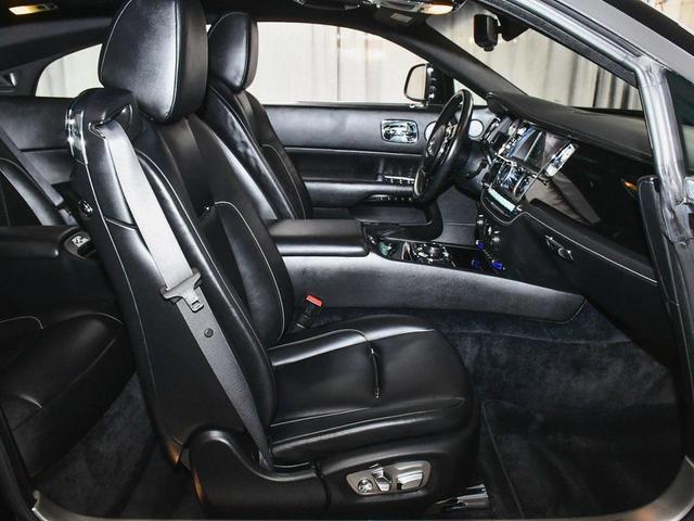 Photo of 2016 Black Rolls-Royce Wraith