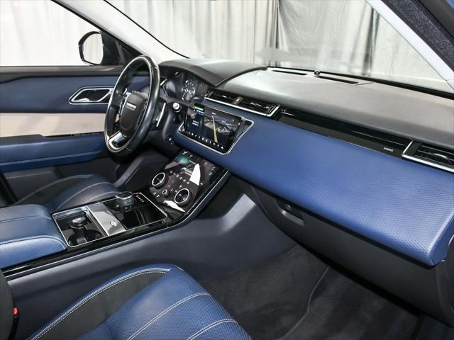 Photo of 2020 Byron Blue Metallic Land Rover Range Rover Velar