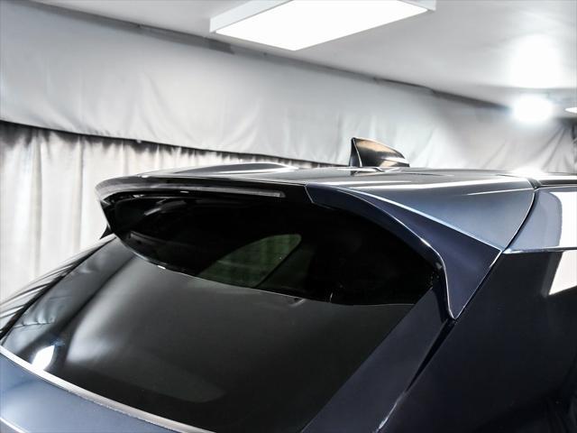 Photo of 2020 Byron Blue Metallic Land Rover Range Rover Velar