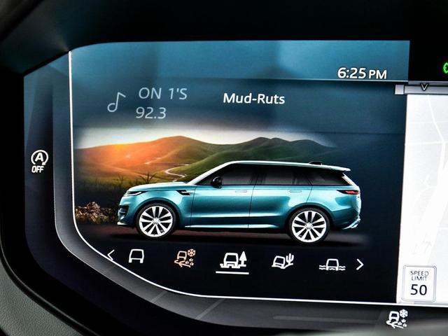 Photo of 2023 White Land Rover Range Rover Sport