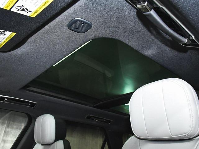 Photo of 2023 White Land Rover Range Rover Sport