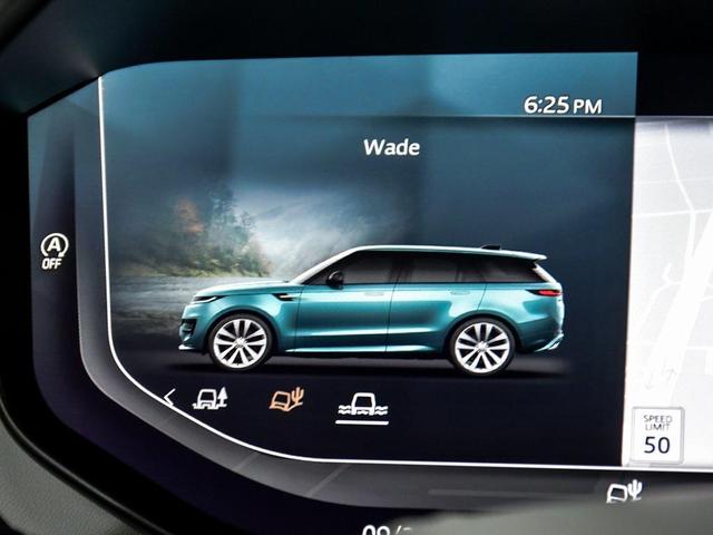 Photo of 2023 White Land Rover Range Rover Sport