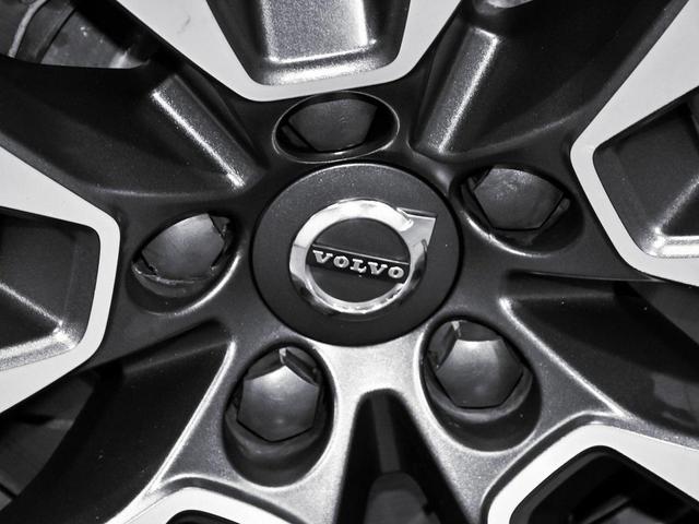 Photo of 2021 Denim Blue Metallic Volvo XC90