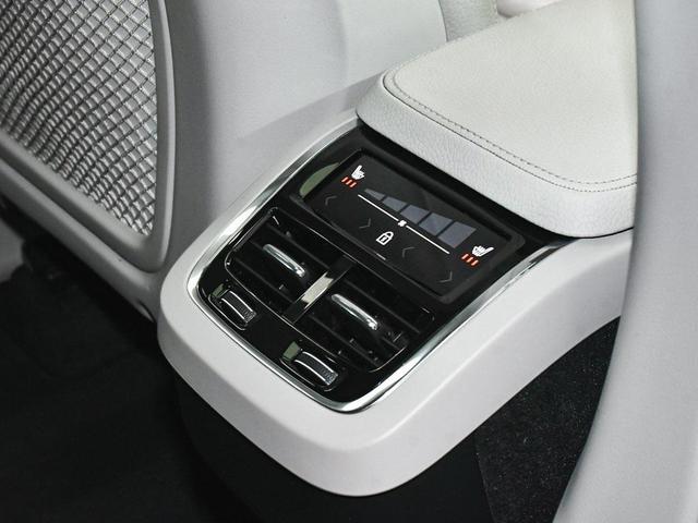 Photo of 2021 Denim Blue Metallic Volvo XC90