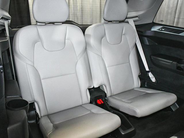 Photo of 2021 Denim Blue Metallic Volvo XC90