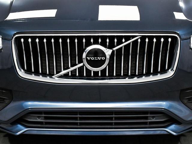 Photo of 2021 Denim Blue Metallic Volvo XC90