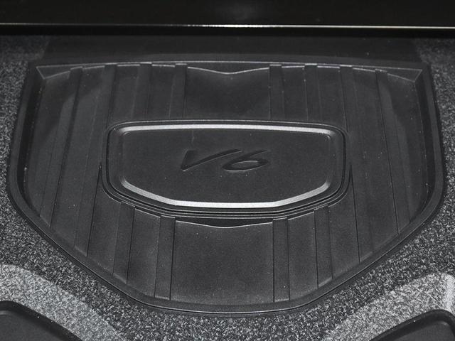 Photo of 2023 Cherry Metallic Porsche Panamera