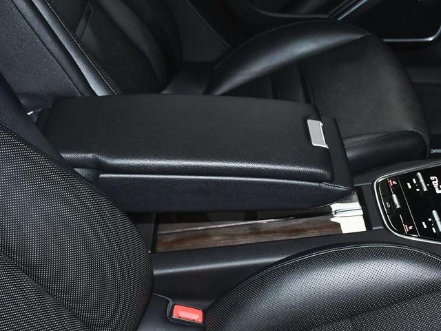 Photo of 2023 Cherry Metallic Porsche Panamera