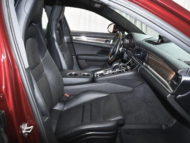 Photo of 2023 Cherry Metallic Porsche Panamera
