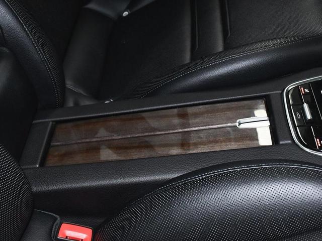 Photo of 2023 Cherry Metallic Porsche Panamera