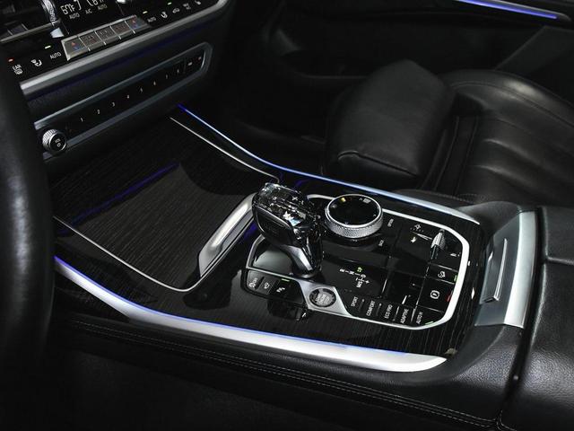 Photo of 2022 Alpine White BMW X7