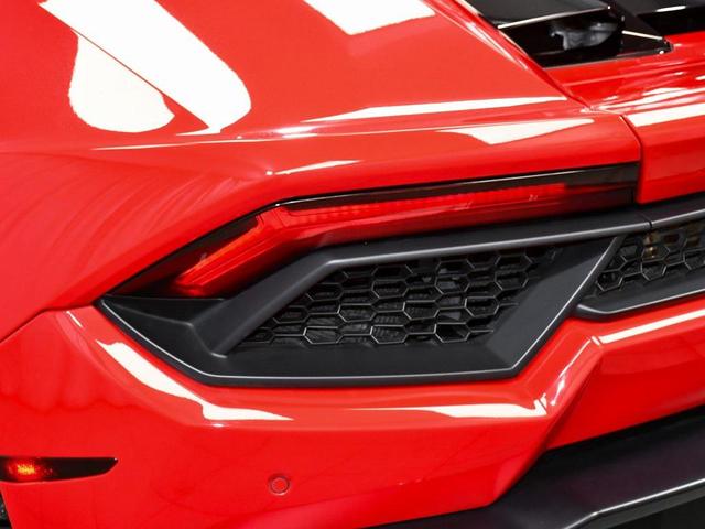 Photo of 2019 Rosso Mars Metallic Lamborghini Huracan