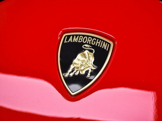 Photo of 2019 Rosso Mars Metallic Lamborghini Huracan