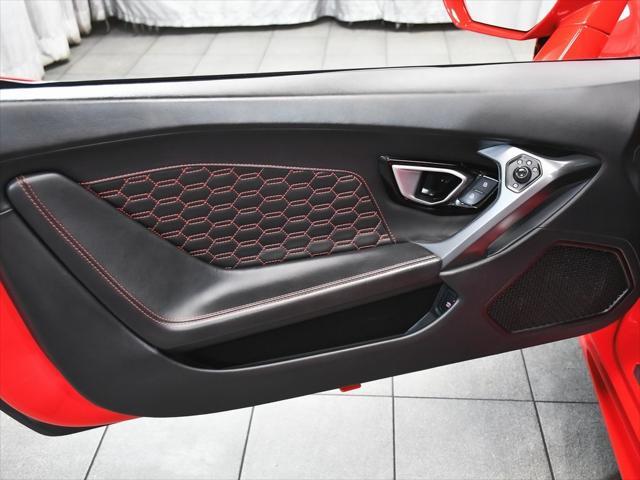 Photo of 2019 Rosso Mars Metallic Lamborghini Huracan