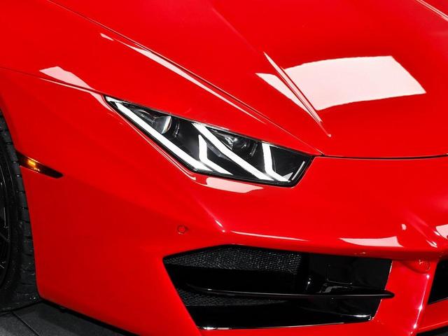 Photo of 2019 Rosso Mars Metallic Lamborghini Huracan