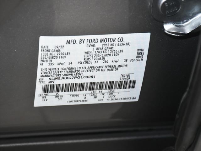 Photo of 2023 Silver Radiance Metallic Clearcoat Lincoln Aviator