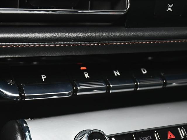 Photo of 2023 Silver Radiance Metallic Clearcoat Lincoln Aviator