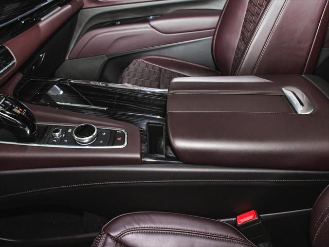 Photo of 2023 Crystal White Tricoat Cadillac Escalade