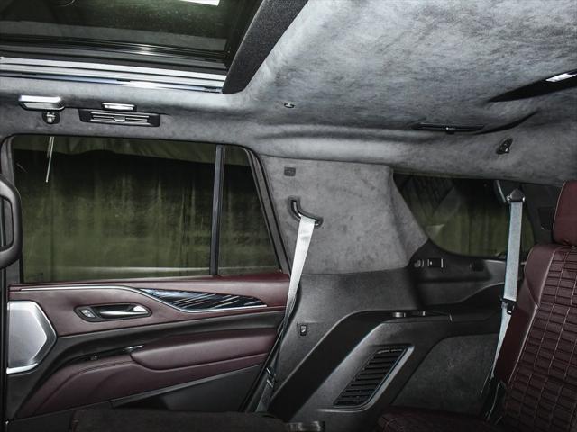 Photo of 2023 Crystal White Tricoat Cadillac Escalade