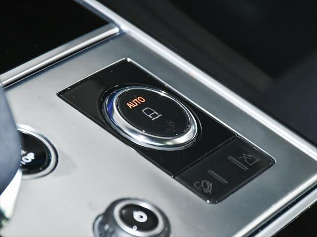 Photo of 2023 Santorini Black Metallic Land Rover Range Rover