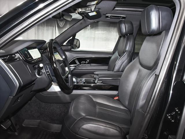 Photo of 2023 Santorini Black Metallic Land Rover Range Rover