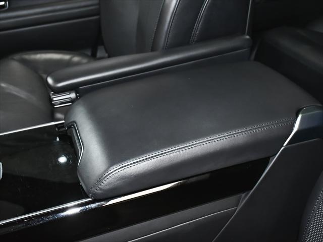 Photo of 2023 Santorini Black Metallic Land Rover Range Rover