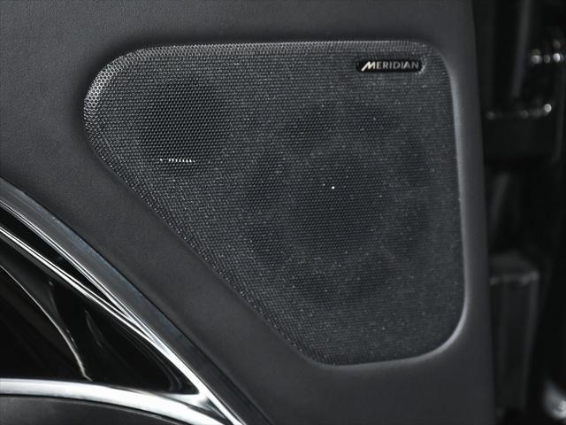 Photo of 2023 Santorini Black Metallic Land Rover Range Rover