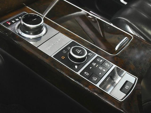 Photo of 2017 Carpathian Grey Land Rover Range Rover