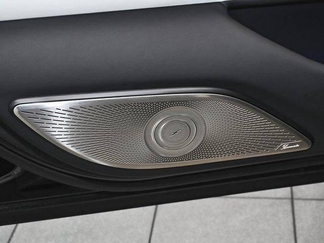 Photo of 2024 Black Mercedes-Benz Maybach S 680