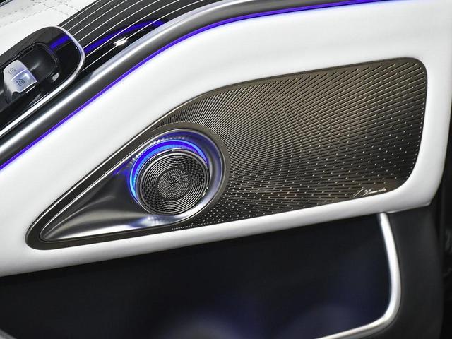 Photo of 2024 Black Mercedes-Benz Maybach S 680