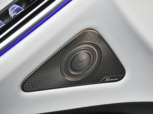 Photo of 2024 Black Mercedes-Benz Maybach S 680