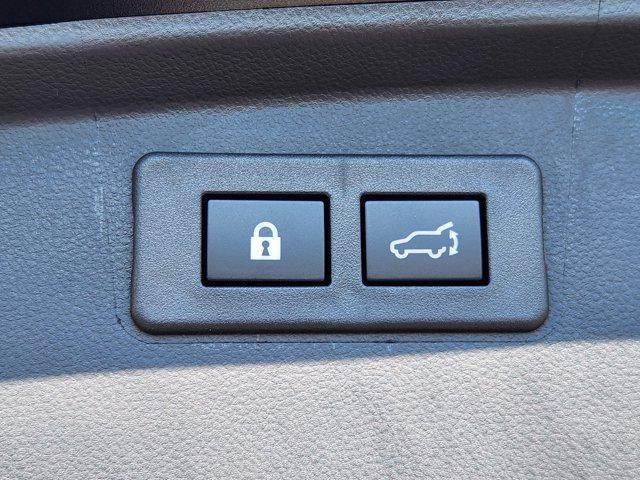 Photo of 2025 Crystal Black Silica Subaru Outback