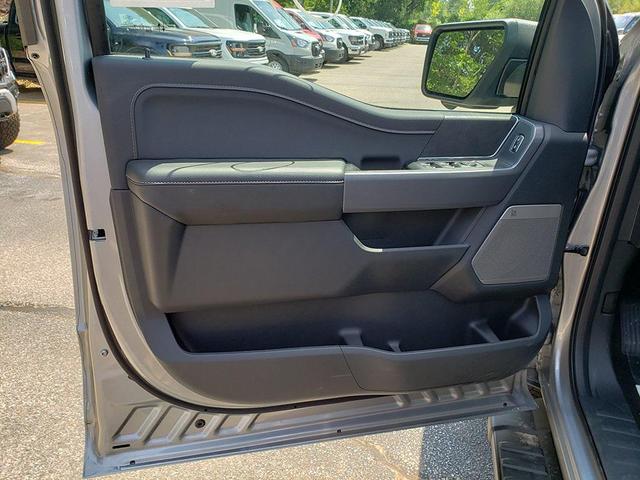 Photo of 2025 ICONIC SILVER METALLIC Ford F-150